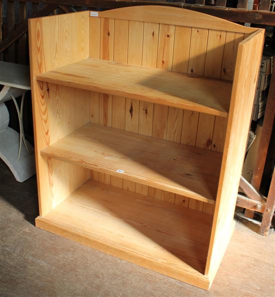 Pine open shelves